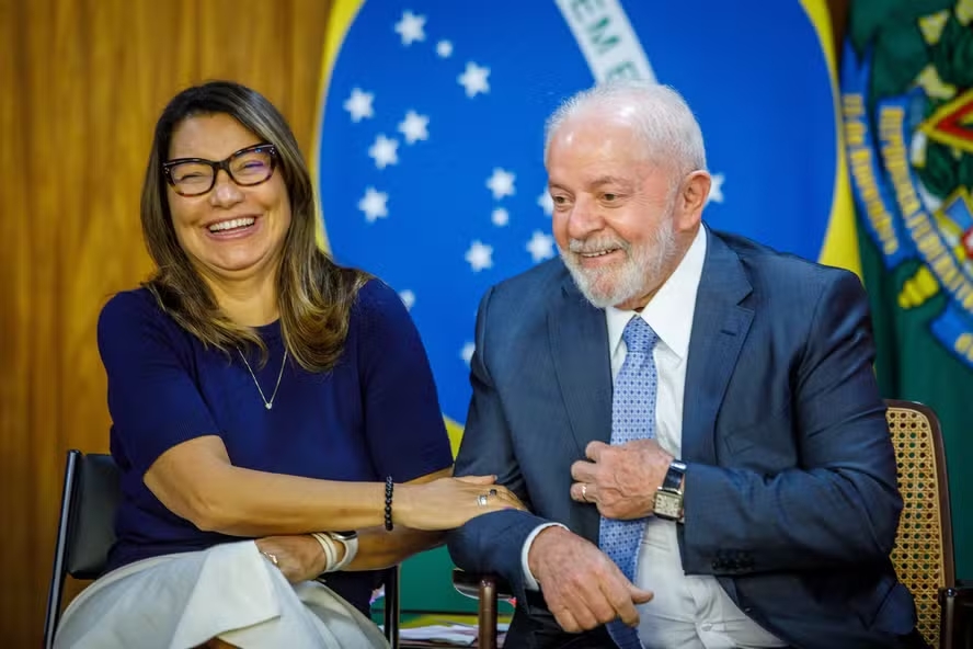 Partido Novo aciona PGR contra Lula e Janja por ‘sumiço’ de móveis do Alvorada